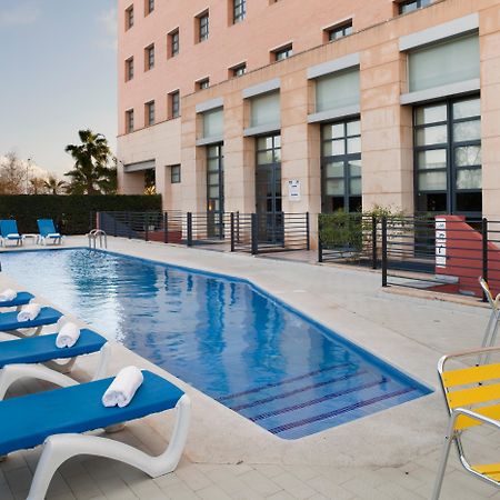 Holiday Inn Express Ciudad De Las Ciencias By Ihg Valencia Bagian luar foto
