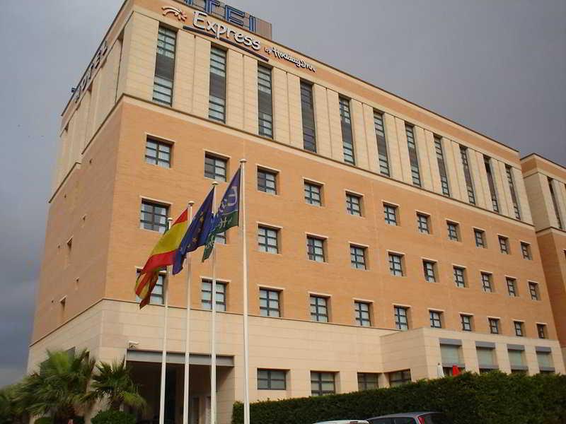 Holiday Inn Express Ciudad De Las Ciencias By Ihg Valencia Bagian luar foto