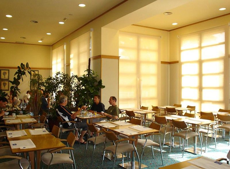 Holiday Inn Express Ciudad De Las Ciencias By Ihg Valencia Bagian luar foto