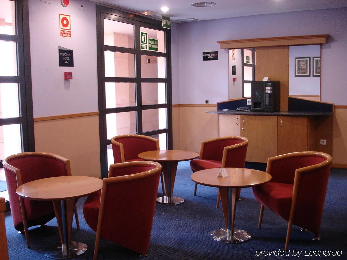Holiday Inn Express Ciudad De Las Ciencias By Ihg Valencia Restoran foto